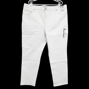 NWT Terra & Sky Women's Straight High Rise Stretch White Denim Jeans Plus Sz 20W